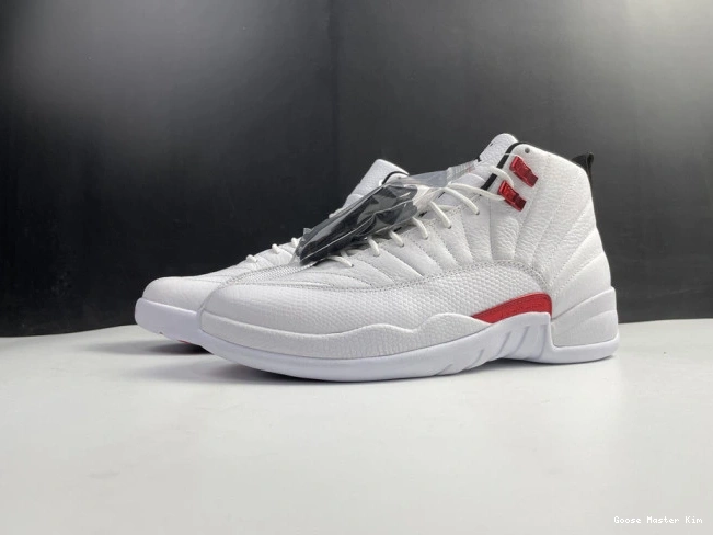 12 CT8013-106 Air Twist Jordan 0807
